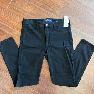 New with Tags Size 11R Hollister Black High-Rise Jean Leggings